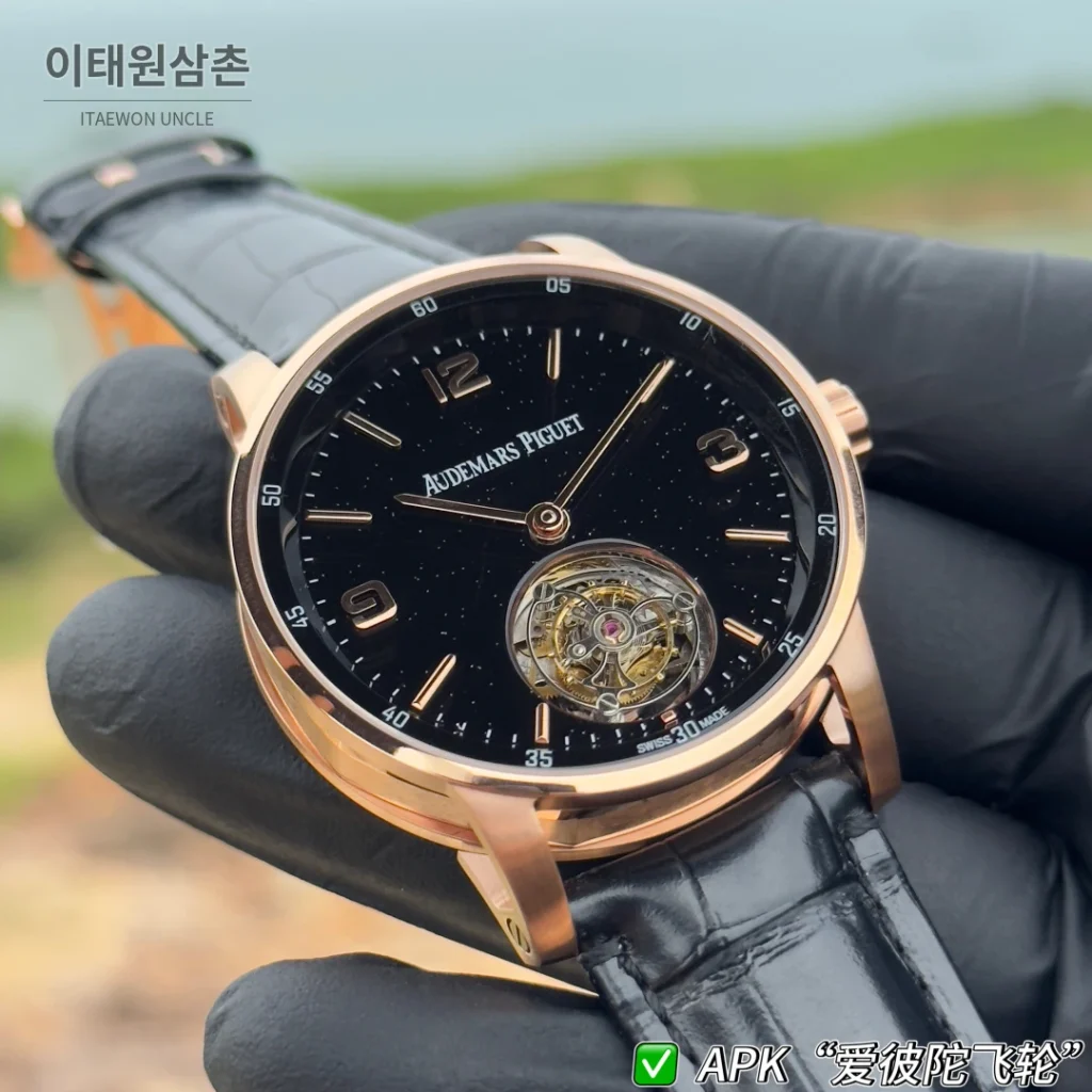 오데마피게 코드11.59 투르비용 오토매틱 42mm 블랙 다이얼