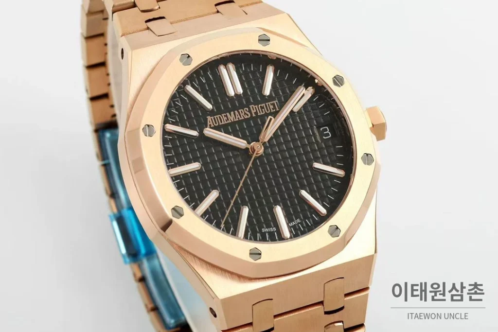 오데마피게 로열오크 50주년 로즈골드베젤 블랙다이얼 오토매틱 41mm