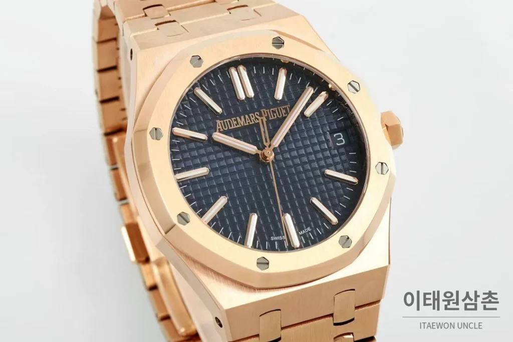 오데마피게 로열오크 50주년 로즈골드베젤 네이비다이얼 오토매틱 41mm