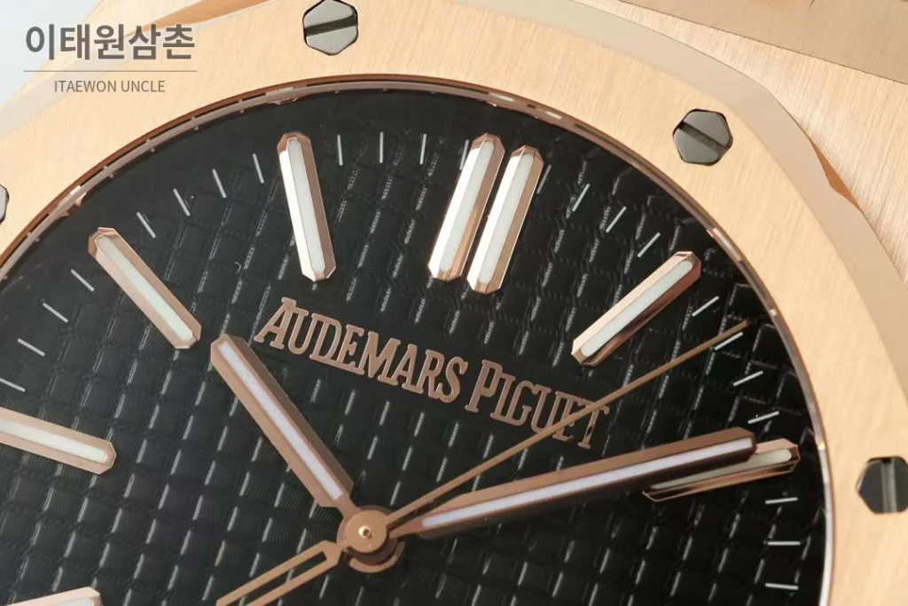 오데마피게 로열오크 50주년 로즈골드베젤 블랙다이얼 오토매틱 41mm