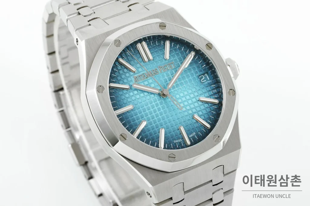 오데마피게 로열오크 50주년 실버베젤 코발트다이얼 오토매틱 41mm 15510ST (2)