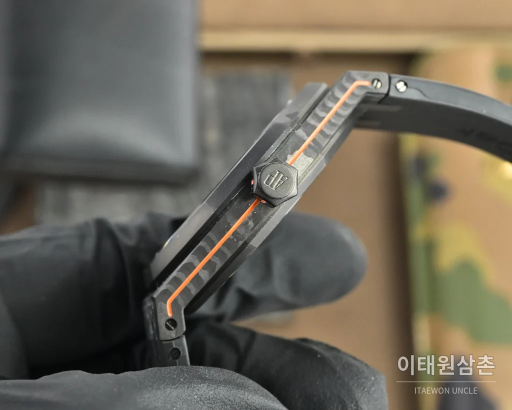 오데마피게 로열오크 오토매틱 41mm 그레이 다이얼 블랙 러버 스트랩 블랙 베젤