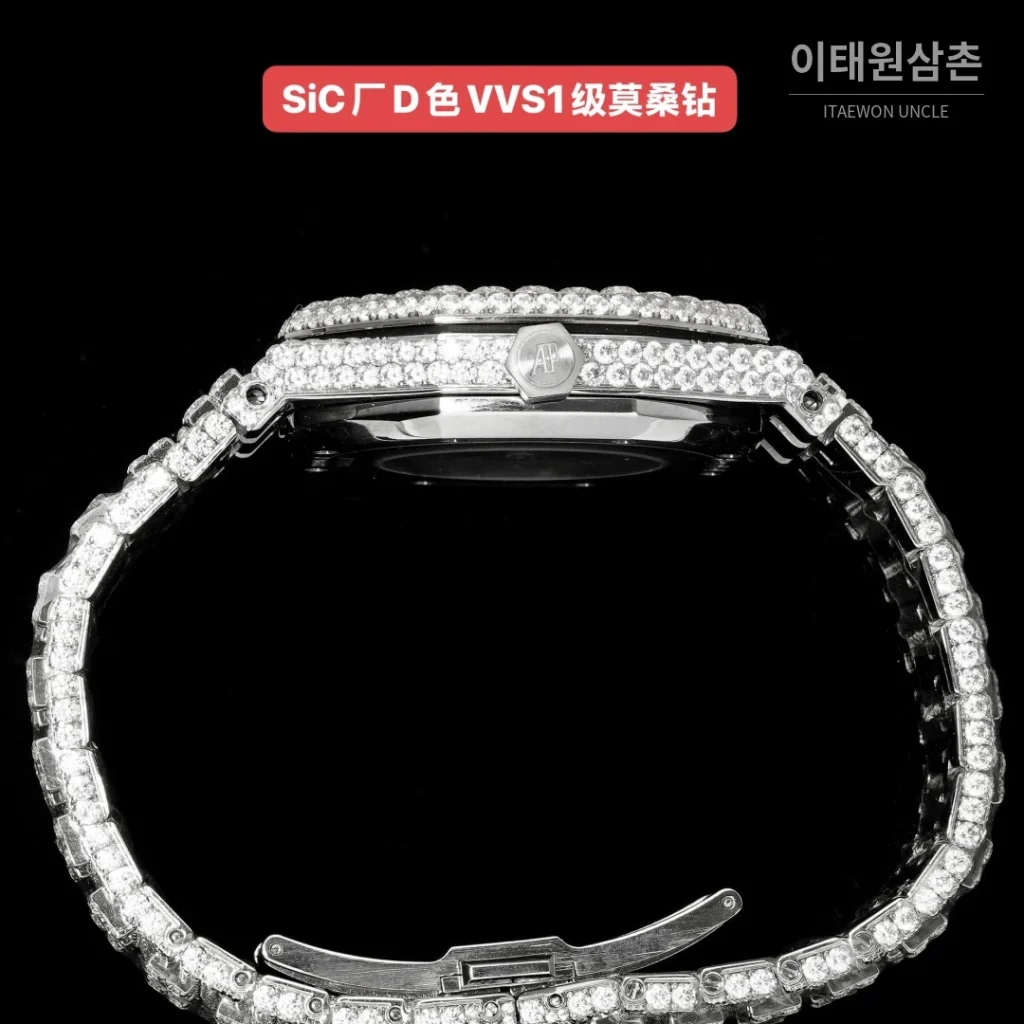 오데마피게 로열오크 오토매틱 화이트 다이얼 스틸 브레이슬릿 (2)