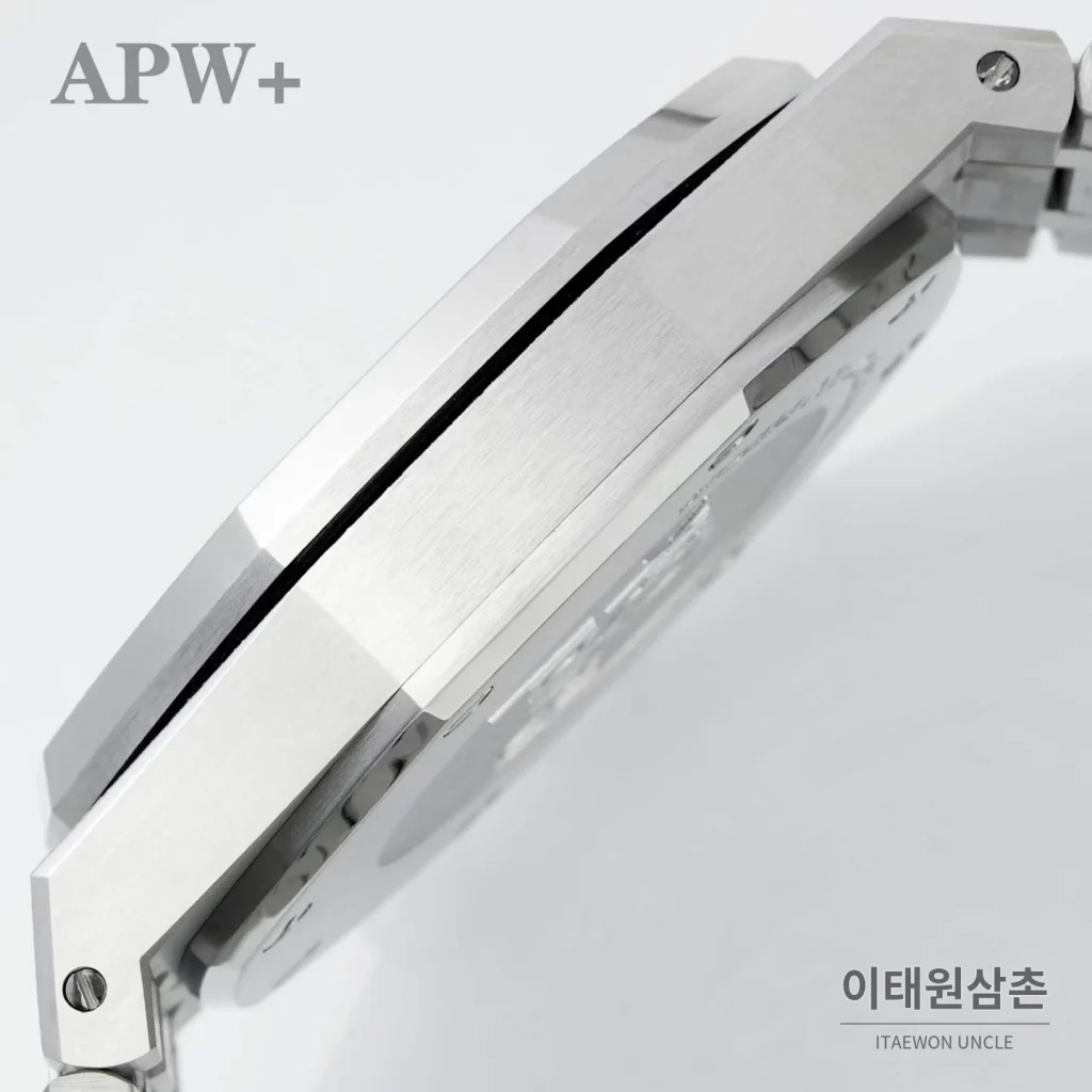 오데마피게 로열오크 크로노그래프 오토매틱 41mm