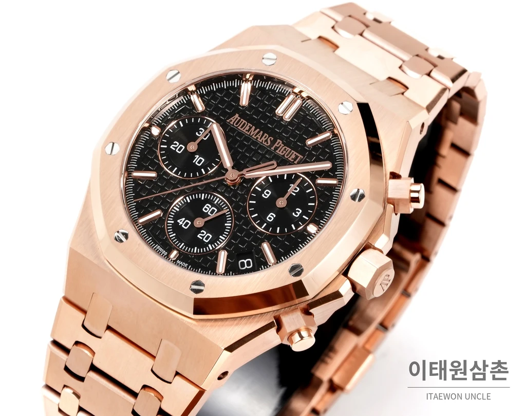 오데마피게 로열오크 크로노그래프 로즈골드 베젤 블랙 다이얼 오토매틱 41mm