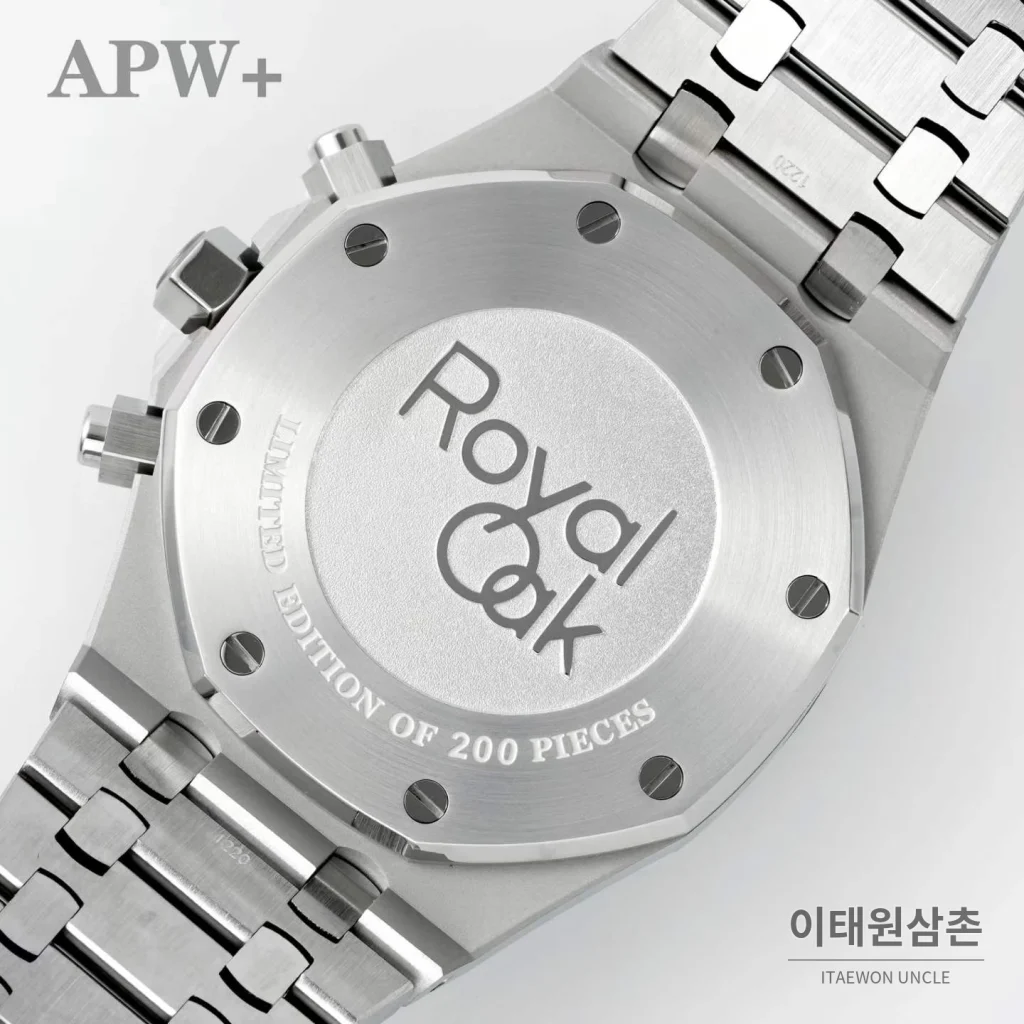 오데마피게 로열오크 크로노그래프 스틸 오토매틱 41mm 26331OR 네이비 다이얼 스틸 브레이슬릿 실버 베젤
