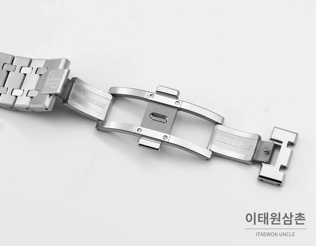 오데마피게 로열오크 에볼루티브 다이얼 투르비용 오토매틱 41mm 스틸 브레이슬릿 (2)