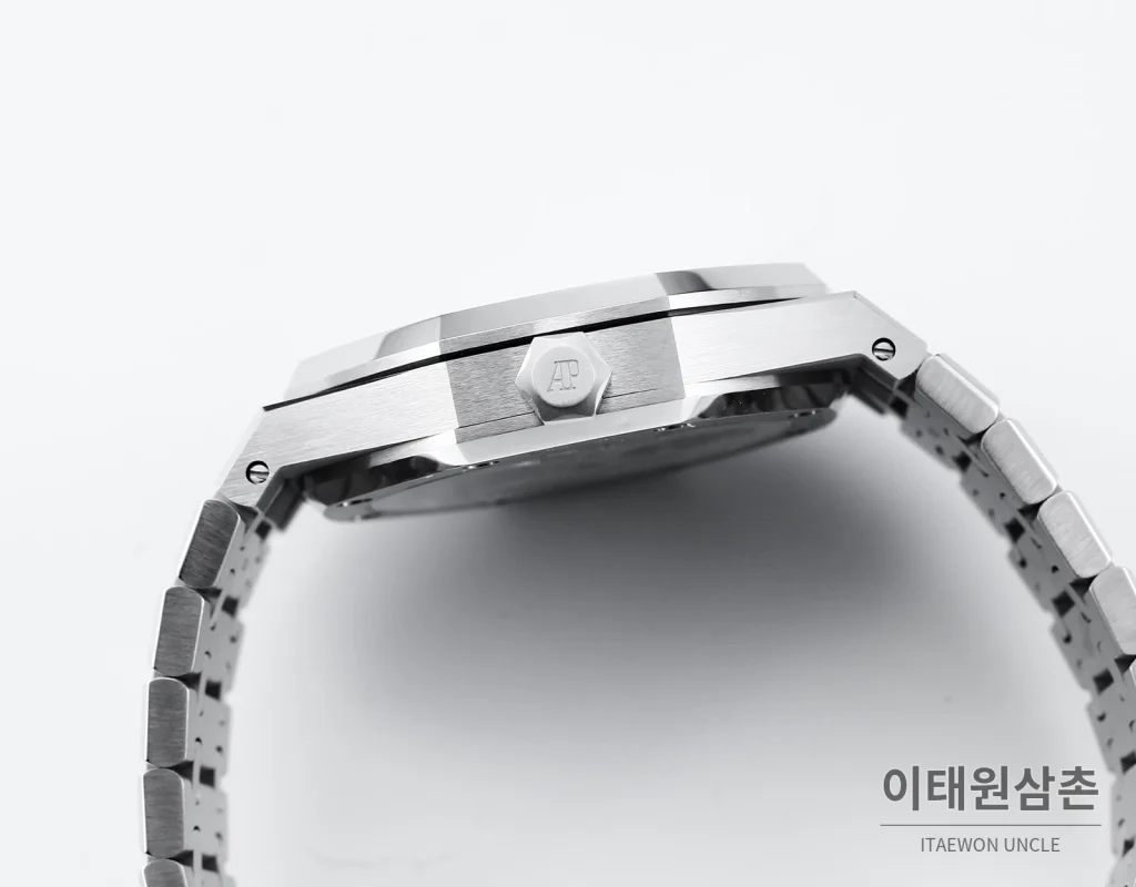 오데마피게 로열오크 에볼루티브 다이얼 투르비용 오토매틱 41mm 스틸 브레이슬릿