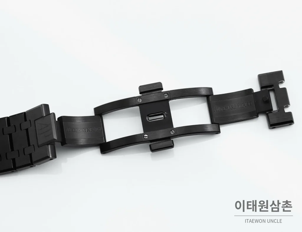 오데마피게 로열오크 에볼루티브 다이얼 투르비용 오토매틱 41mm 세라믹 브레이슬릿