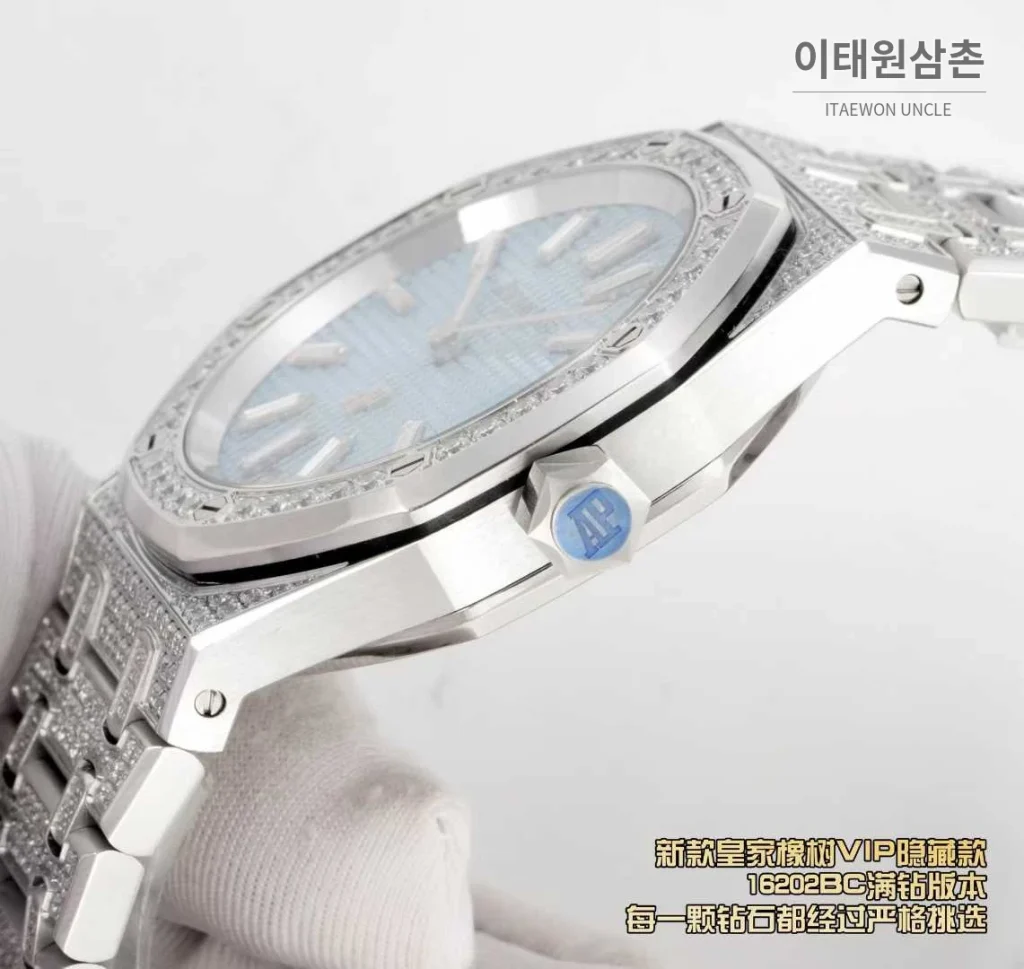 오데마피게 로열오크 풀다이아 화이트골드 스켈레톤 오토매틱 39mm 실버 스틸 브레이슬릿 (2)