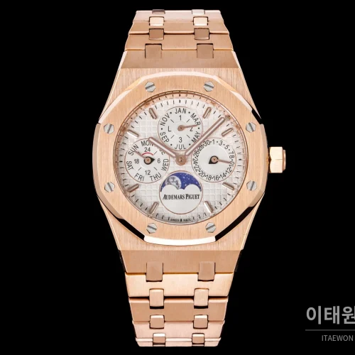 오데마피게 로열오크 골드베젤 화이트다이얼 퍼페추얼 캘린더 38mm 오데마피게 로열오크 골드베젤 화이트다이얼 퍼페추얼 캘린더 38mm