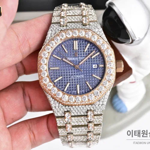 오데마피게 로열오크 모아사나이트 파베세팅 오토매틱 41mm 실버 로즈골드 브레이슬릿 로즈골드 베젤 오데마피게 로열오크 모아사나이트 파베세팅 오토매틱 41mm 실버 로즈골드 브레이슬릿 로즈골드 베젤
