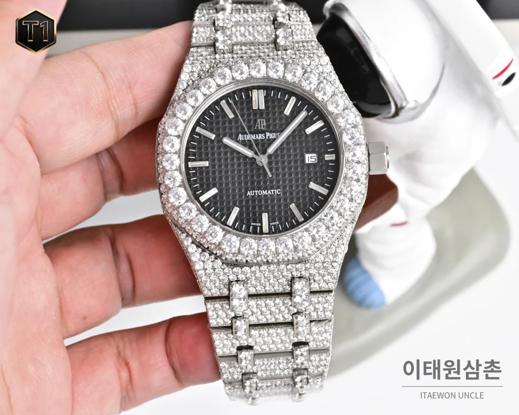 오데마피게 로열오크 모아사나이트 파베세팅 오토매틱 41mm 실버 스틸 브레이슬릿