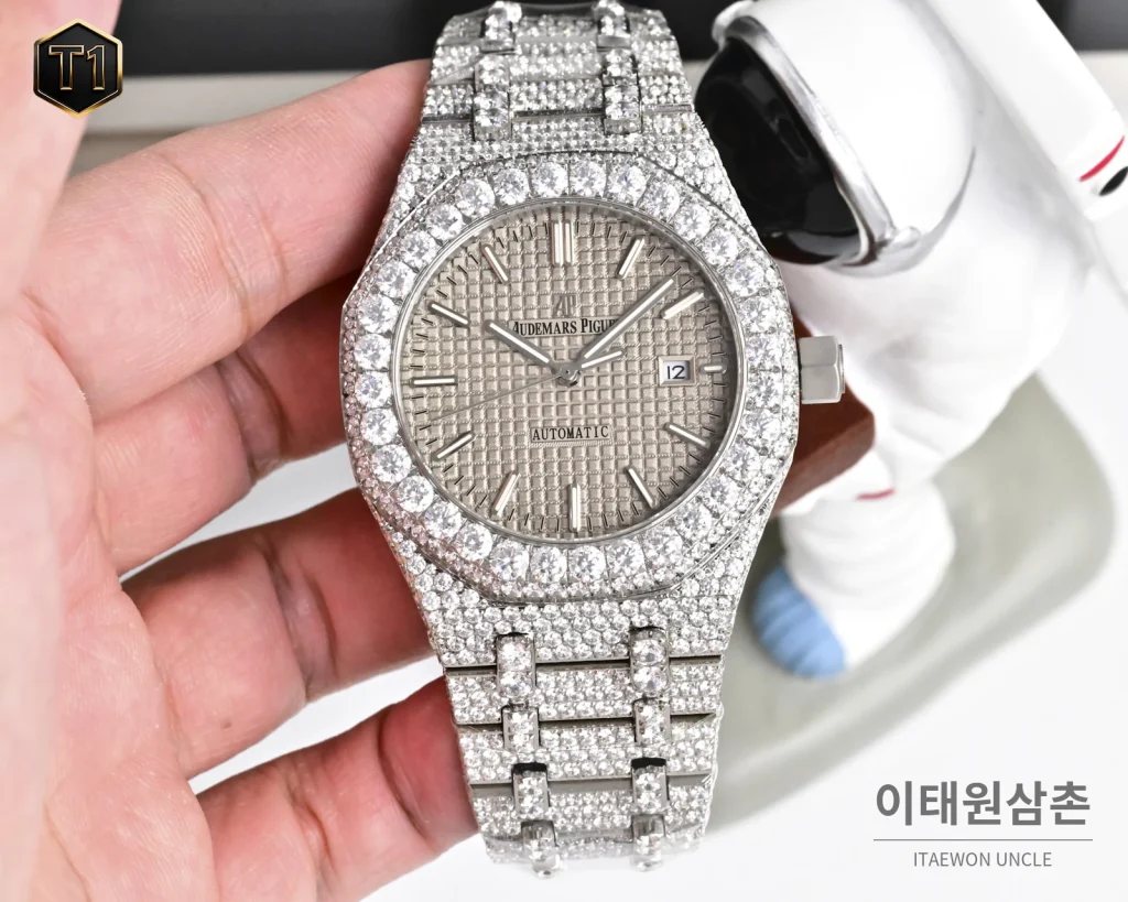 오데마피게 로열오크 모아사나이트 파베세팅 오토매틱 41mm 실버 스틸 브레이슬릿 (2)