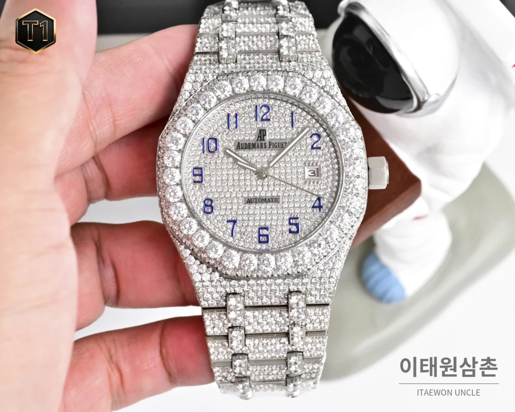 오데마피게 로열오크 모아사나이트 파베세팅 커스텀 오토매틱 41mm 실버 스틸 브레이슬릿