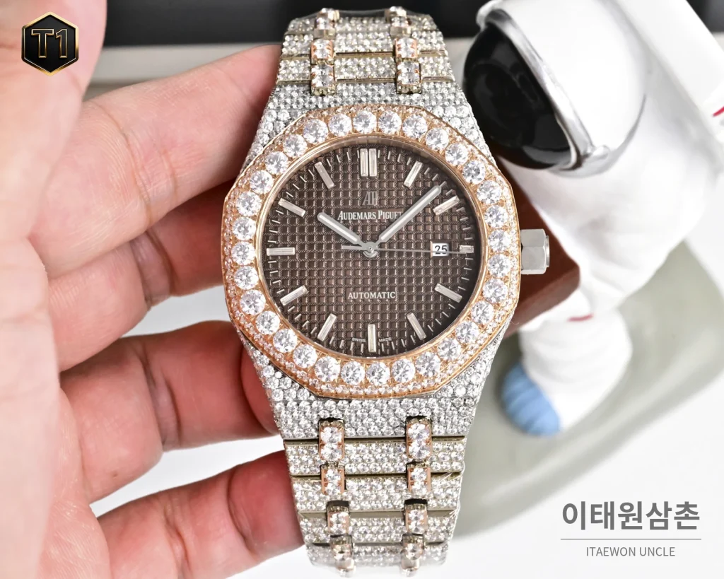 오데마피게 로열오크 모아사나이트 파베세팅 오토매틱 41mm 실버 투톤 브레이슬릿 로즈골드 베젤