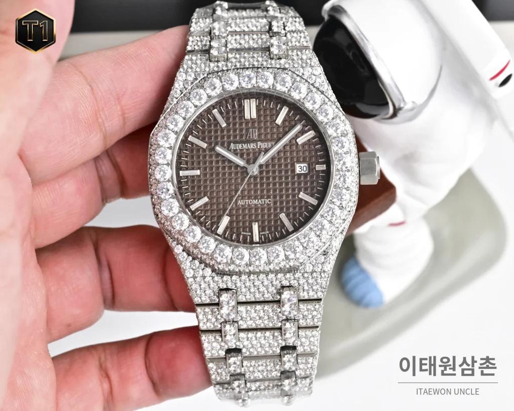 오데마피게 로열오크 모아사나이트 파베세팅 오토매틱 41mm 실버 스틸 브레이슬릿 (2)