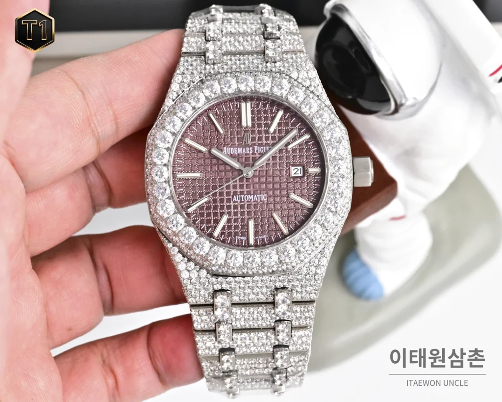 오데마피게 로열오크 모아사나이트 파베세팅 오토매틱 41mm 실버 스틸 브레이슬릿 (3)