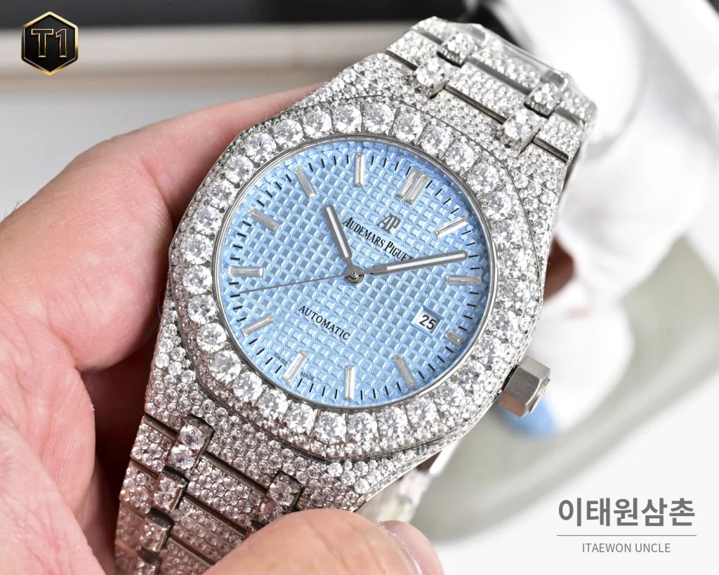 오데마피게 로열오크 모아사나이트 파베세팅 오토매틱 41mm 실버