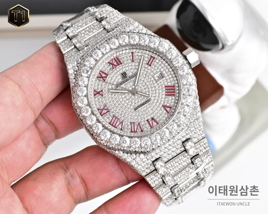 오데마피게 로열오크 모아사나이트 파베세팅 커스텀 오토매틱 41mm 실버 스틸 브레이슬릿 (2)