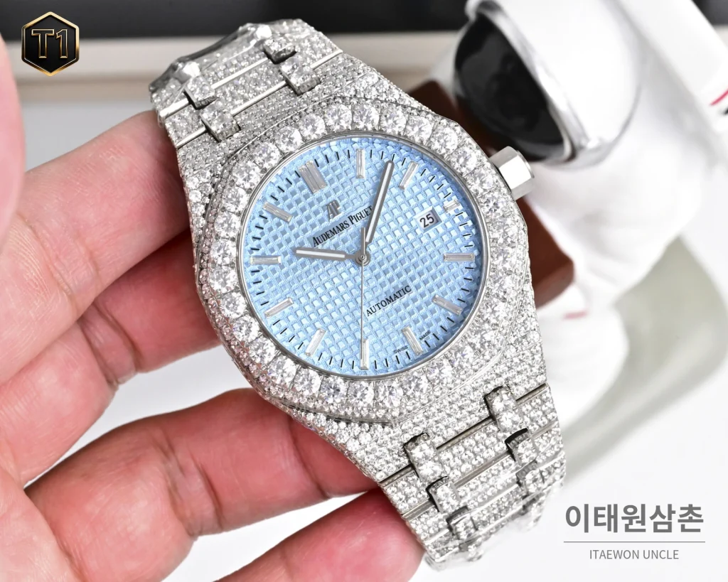 오데마피게 로열오크 모아사나이트 파베세팅 오토매틱 41mm 실버