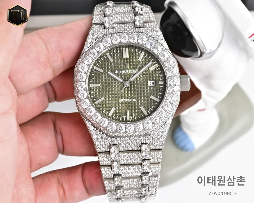 오데마피게 로열오크 모아사나이트 파베세팅 오토매틱 41mm 실버 스틸 브레이슬릿 (3)