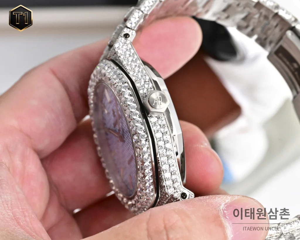 오데마피게 로열오크 모아사나이트 파베세팅 오토매틱 41mm 실버 스틸 브레이슬릿 (3)