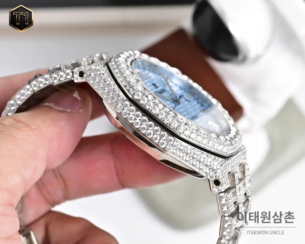 오데마피게 로열오크 모아사나이트 파베세팅 오토매틱 41mm 실버 스틸 브레이슬릿 (3)