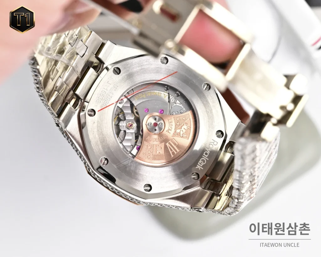 오데마피게 로열오크 모아사나이트 파베세팅 오토매틱 41mm 실버 로즈골드 브레이슬릿 로즈골드 베젤