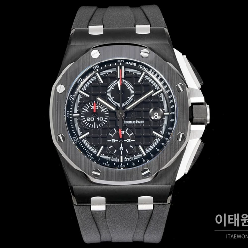 오데마피게 로열오크 오프쇼어 블랙케이스 블랙다이얼 크로노그래프 오토매틱 44mm