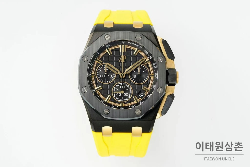 오데마피게 로열오크 오프쇼어 세라믹 베젤 오토매틱 탄