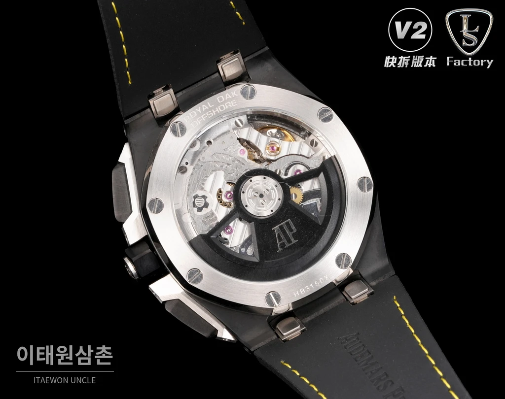 오데마피게 로열오크 오프쇼어 세라믹베젤 크로노그래프 43mm 26420 블랙 다이얼 블랙 러버 스트랩 (2)