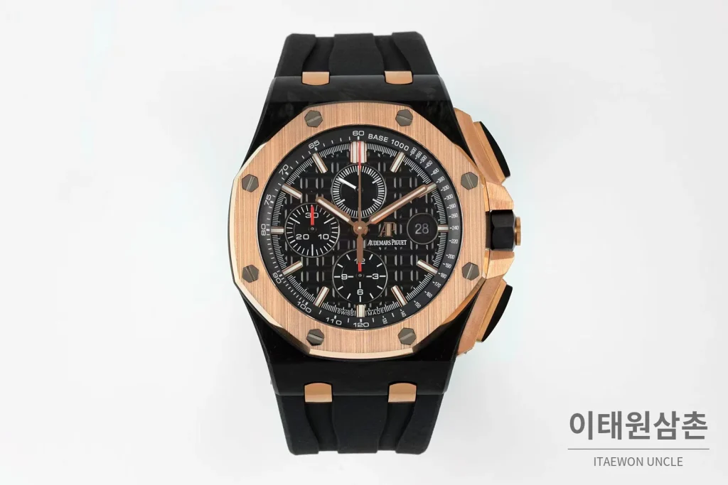 오데마피게 로열오크 오프쇼어 세라믹 블랙다이얼 크로노그래프 오토매틱 44mm 블랙 러버 스트랩 로즈골드 베젤 (2)