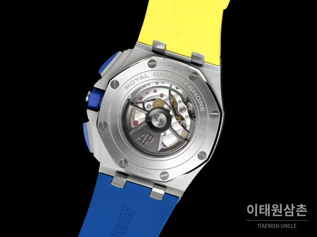 오데마피게 로열오크 오프쇼어 세라믹 블랙다이얼 크로노그래프 오토매틱 44mm 러버 스트랩 블루 베젤 (2)