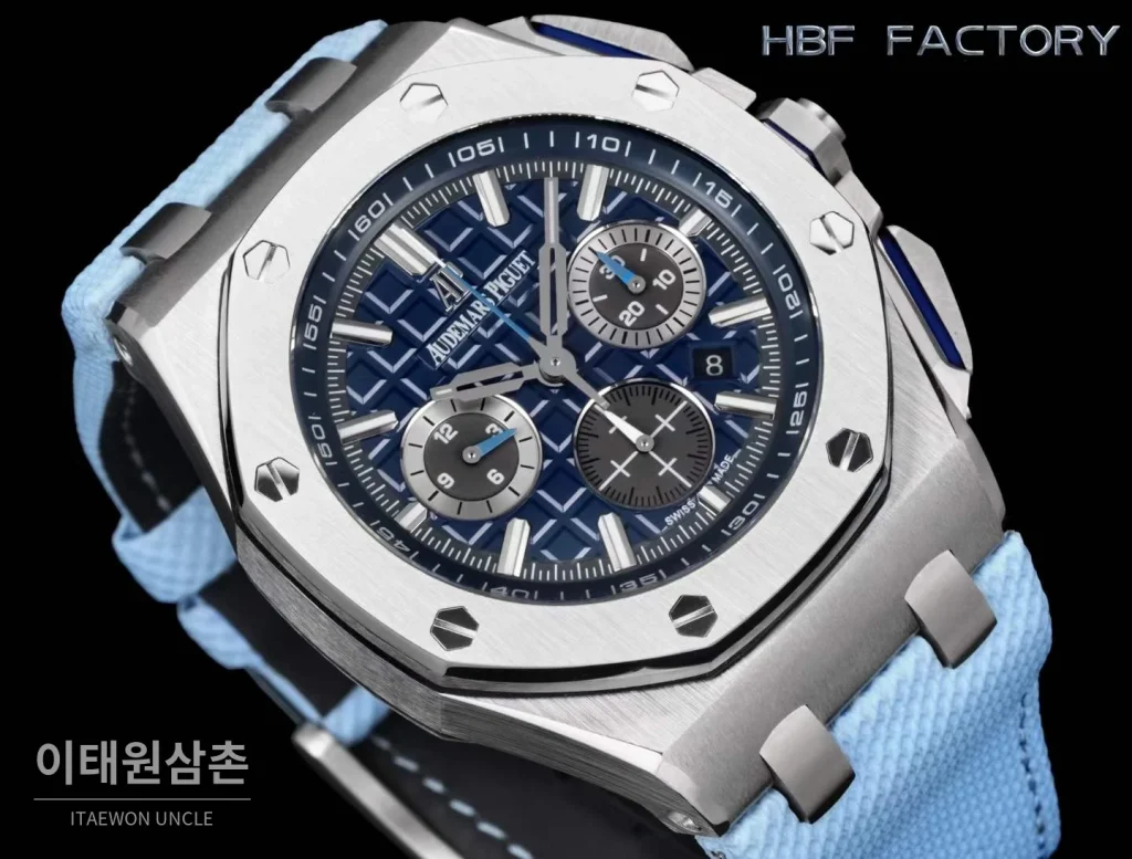 오데마피게 로열오크 오프쇼어 크로노그래프 오토매틱 44mm 블랙 아이스블루 러버 스트랩