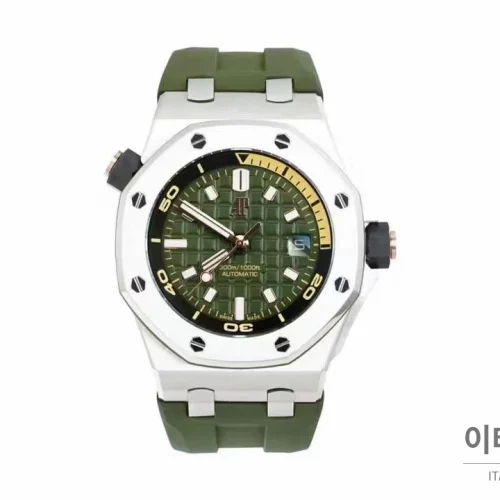 오데마피게 로열오크 오프쇼어 다이버 15720 스틸 블랙다이얼 오토매틱 42mm 그린 러버 스트랩