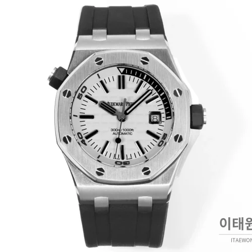 오데마피게 로열오크 오프쇼어 다이버 블랙다이얼 오토매틱 42mm 블랙 러버 스트랩 실버 베젤 오데마피게 로열오크 오프쇼어 다이버 블랙다이얼 오토매틱 42mm 블랙 러버 스트랩 실버 베젤