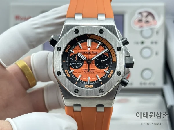 오데마피게 로열오크 오프쇼어 듀얼카운터 크로노그래프 오토매틱 42mm 26703 오렌지 다이얼 오데마피게 로열오크 오프쇼어 듀얼카운터 크로노그래프 오토매틱 42mm 26703 오렌지 다이얼