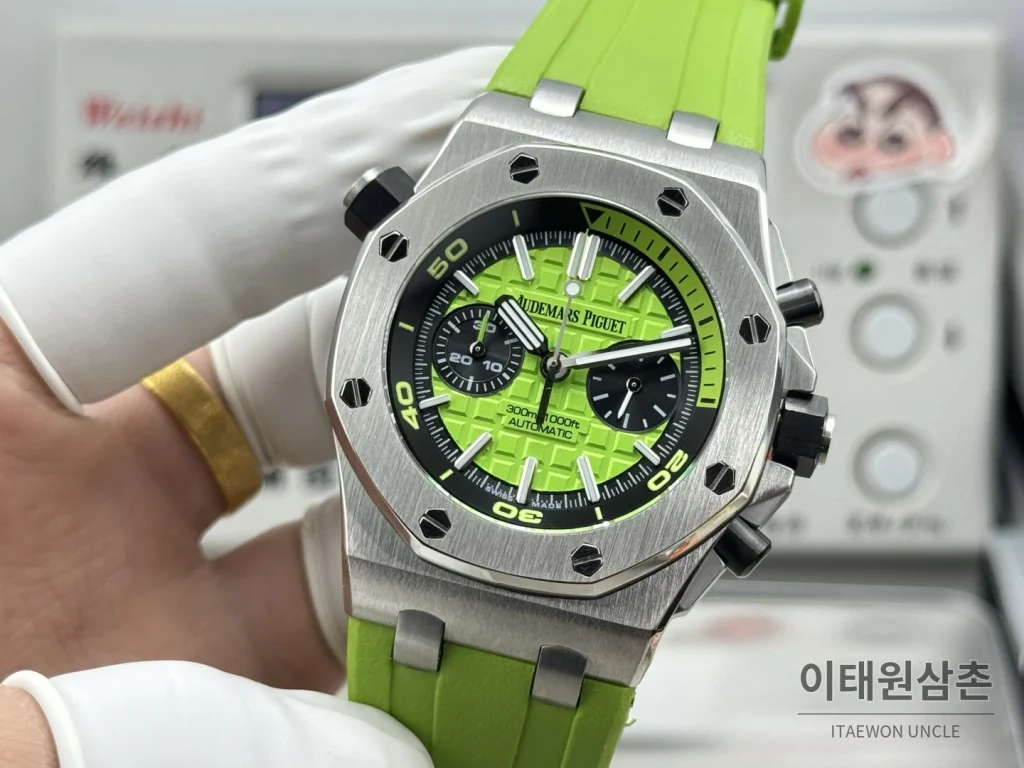 오데마피게 로열오크 오프쇼어 듀얼카운터 크로노그래프 오토매틱 42mm 26703 그린 다이얼