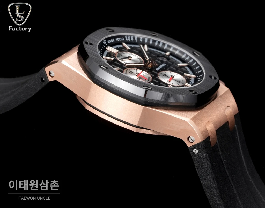 오데마피게 로열오크 오프쇼어 로즈골드 블랙판다 크로노그래프 오토매틱 44mm