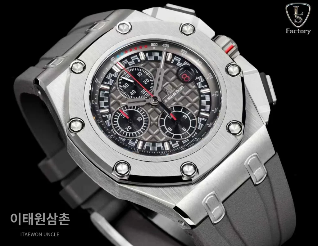 오데마피게 로열오크 오프쇼어 슈마허 에디션 스틸 크로노그래프 러버밴드 오토매틱 44mm 블랙 (2)
