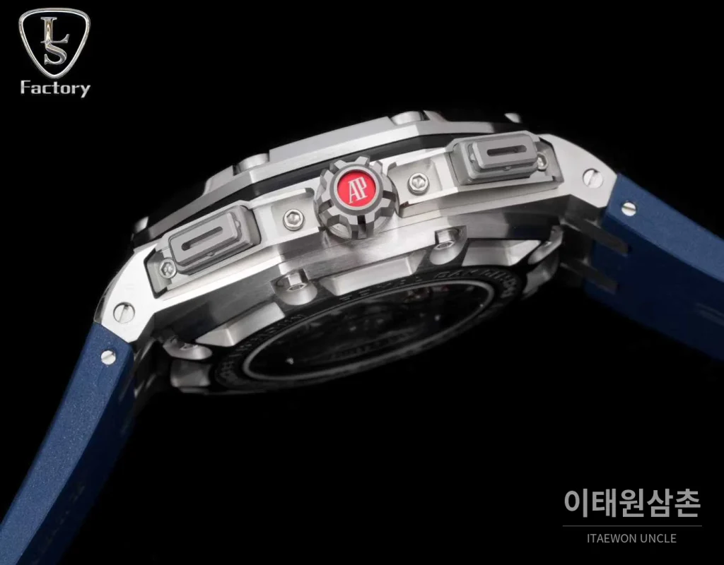 오데마피게 로열오크 오프쇼어 슈마허 에디션 스틸 크로노그래프 러버밴드 오토매틱 44mm 블랙