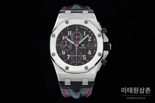 오데마피게 로열오크오프쇼어 스틸 블루다이얼 크로노그래프 오토매틱 42mm 블랙 러버 스트랩