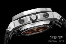 오데마피게 로열오크오프쇼어 스틸 블루다이얼 크로노그래프 오토매틱 42mm 블랙 러버 스트랩