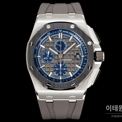 오데마피게 로열오크 오프쇼어 스틸 블루다이얼 크로노그래프 오토매틱 44mm