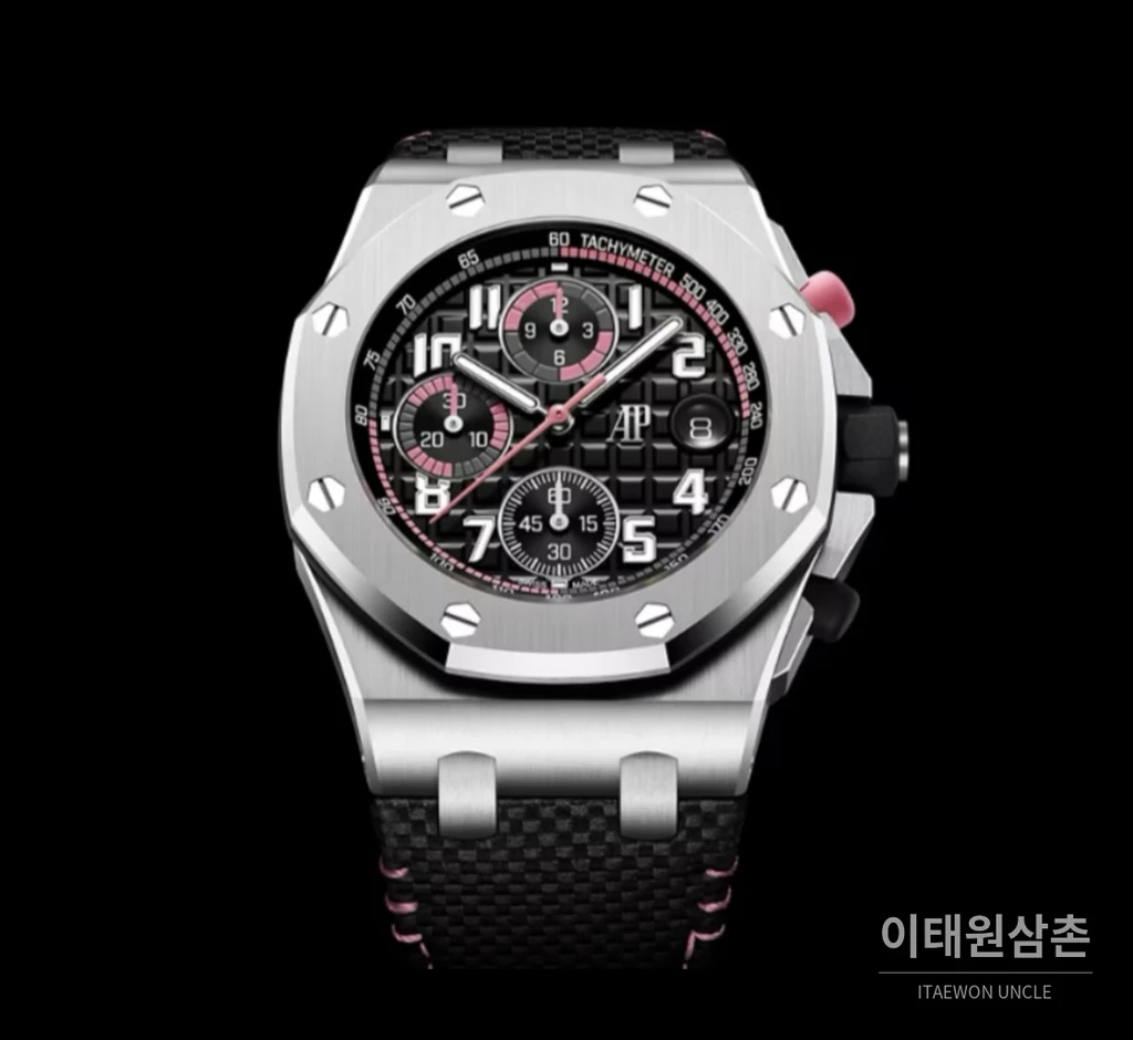 오데마피게 로열오크 오프쇼어 스틸 플루오로러버 크로노그래프 42mm 26238 블랙 다이얼