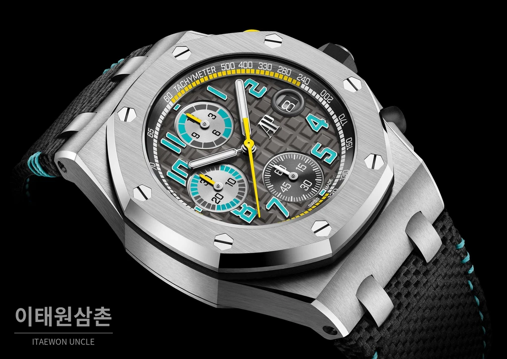 오데마피게 로열오크 오프쇼어 스틸 플루오로러버 크로노그래프 42mm 26238 그레이 다이얼