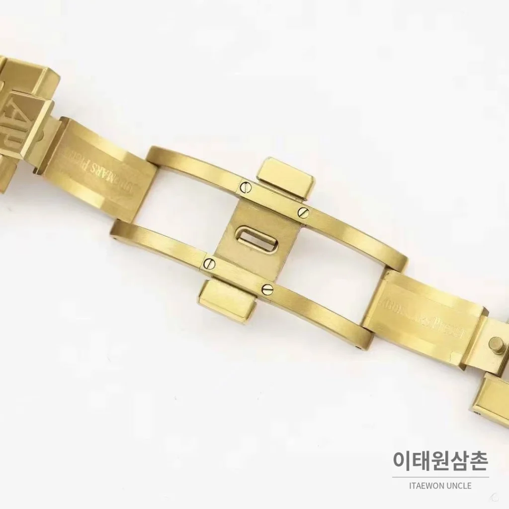 오데마피게 로열오크 퍼페추얼 캘린더 문페이즈 오토매틱 41mm 블루 / 블랙 골드 브레이슬릿