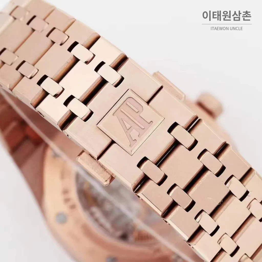 오데마피게 로열오크 퍼페추얼 캘린더 문페이즈 오토매틱 41mm 블루 / 블랙 로즈골드 브레이슬릿 (2)