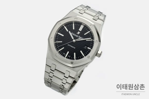 오데마피게 로열오크 실버베젤 블랙다이얼 기계식 37mm 오데마피게 로열오크 실버베젤 블랙다이얼 기계식 37mm
